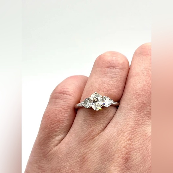 Vintage Estate Platinum 3-Stone Diamond Ring - Picture 6 of 8